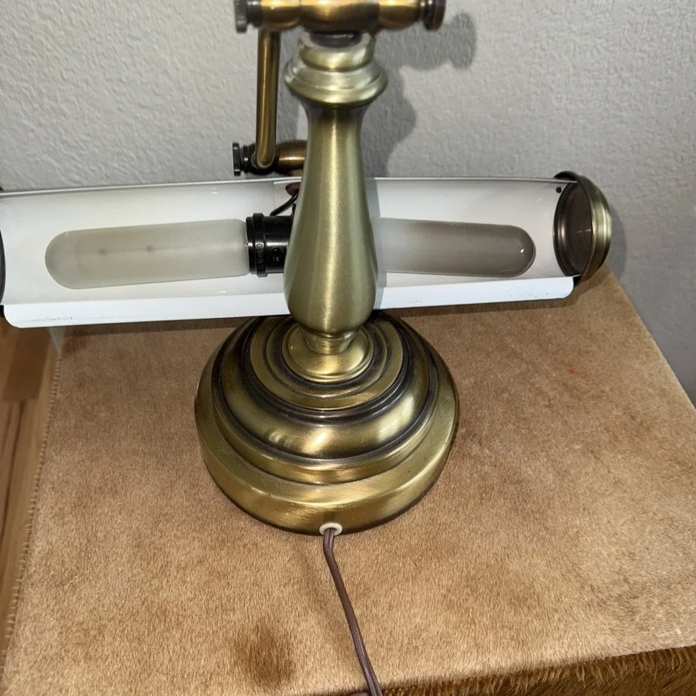 Vintage Brass Colored Metal Desk Piano Bankers Adjustable Double Arm Lamp WORKS!